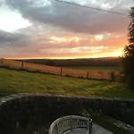 Eden Countryside Retreat فيلة *
