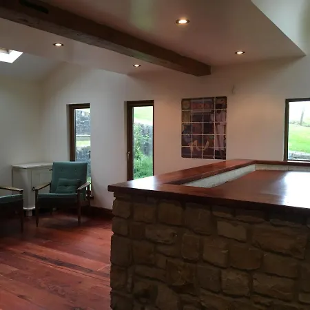 Eden Countryside Retreat וילה *
