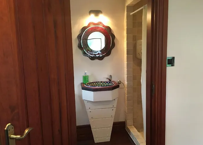 Eden Countryside Retreat *