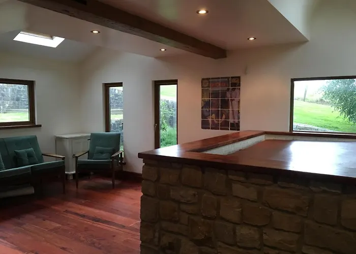 Eden Countryside Retreat Villa *